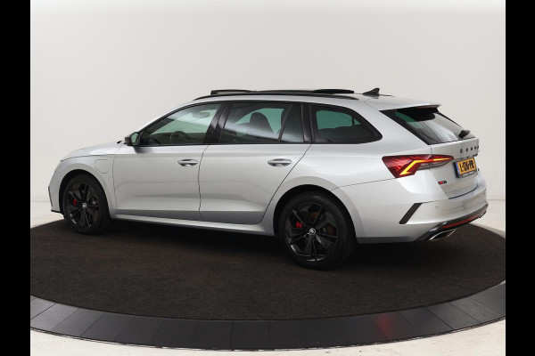 Škoda Octavia 1.4 TSI RS iV PHEV Business | Panoramadak | Leder/Alcantara | Adaptive cruise | Massage | Camera | Side Assist | Matrix LED | Carplay | Memory | Navigatie