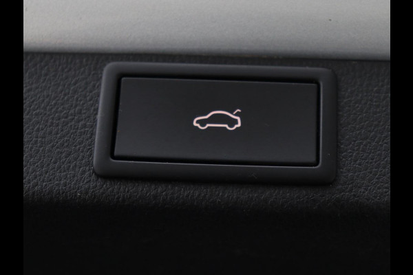 Škoda Octavia 1.4 TSI RS iV PHEV Business | Panoramadak | Leder/Alcantara | Adaptive cruise | Massage | Camera | Side Assist | Matrix LED | Carplay | Memory | Navigatie
