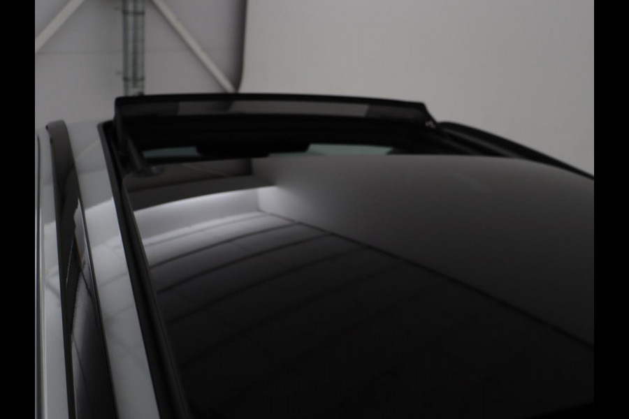Škoda Octavia 1.4 TSI RS iV PHEV Business | Panoramadak | Leder/Alcantara | Adaptive cruise | Massage | Camera | Side Assist | Matrix LED | Carplay | Memory | Navigatie