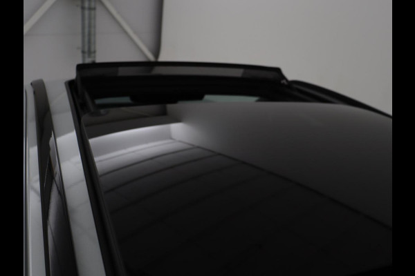 Škoda Octavia 1.4 TSI RS iV PHEV Business | Panoramadak | Leder/Alcantara | Adaptive cruise | Massage | Camera | Side Assist | Matrix LED | Carplay | Memory | Navigatie