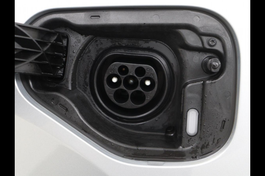 Škoda Octavia 1.4 TSI RS iV PHEV Business | Panoramadak | Leder/Alcantara | Adaptive cruise | Massage | Camera | Side Assist | Matrix LED | Carplay | Memory | Navigatie