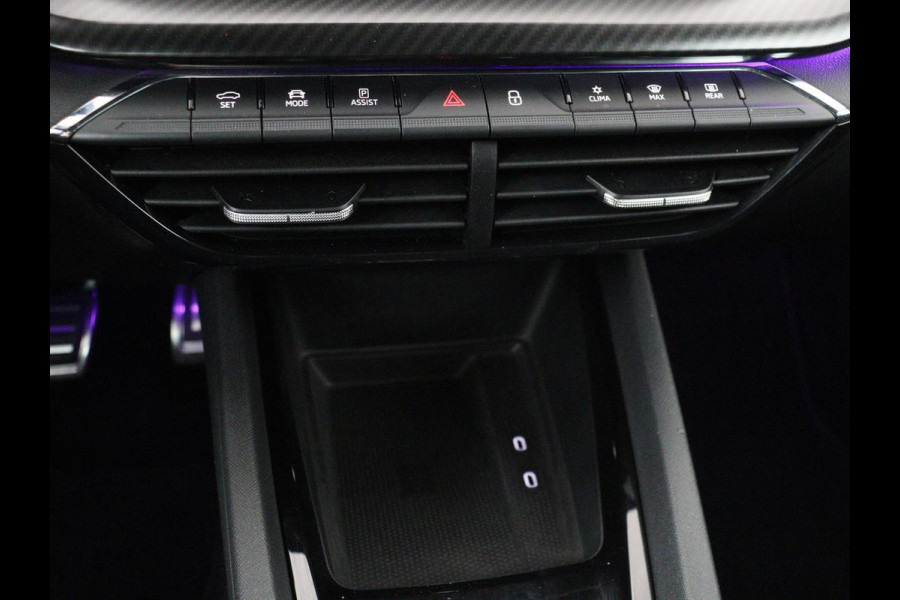 Škoda Octavia 1.4 TSI RS iV PHEV Business | Panoramadak | Leder/Alcantara | Adaptive cruise | Massage | Camera | Side Assist | Matrix LED | Carplay | Memory | Navigatie
