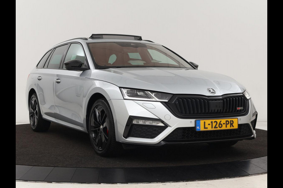Škoda Octavia 1.4 TSI RS iV PHEV Business | Panoramadak | Leder/Alcantara | Adaptive cruise | Massage | Camera | Side Assist | Matrix LED | Carplay | Memory | Navigatie