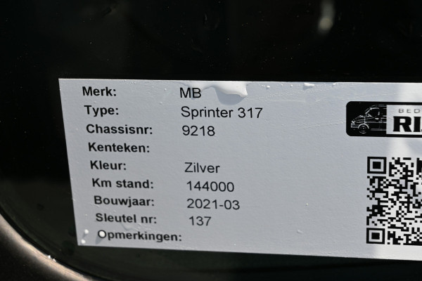 Mercedes-Benz Sprinter 317 CDI L2H2 DC MBUX met Apple Carplay/Android Auto, Cruise control