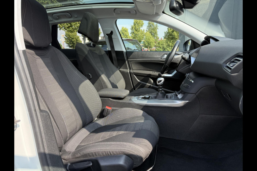 Peugeot 308 SW 1.2 PureTech Allure Navi,Pano,131pk,Trekhaak,Camera,Clima,Cruise,PDC V+A,6 bak,N.A.P,Lm velgen,Apk tot 04-2026