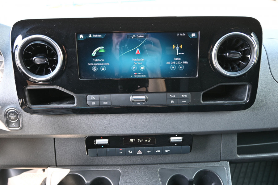 Mercedes-Benz Sprinter 317 CDI L2H1 DC LED, Distronic, 10.25 MBUX met Navigatie en Camera
