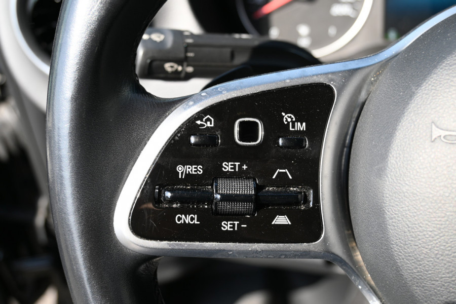 Mercedes-Benz Sprinter 317 CDI L2H1 DC LED, Distronic, 10.25 MBUX met Navigatie en Camera