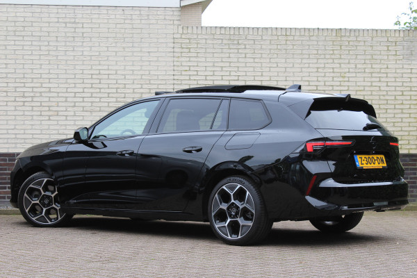 Opel Astra Sports Tourer 1.6 Hybrid Ultimate | Panoramadak | Trekhaak | Memory | Head-Up | HiFi