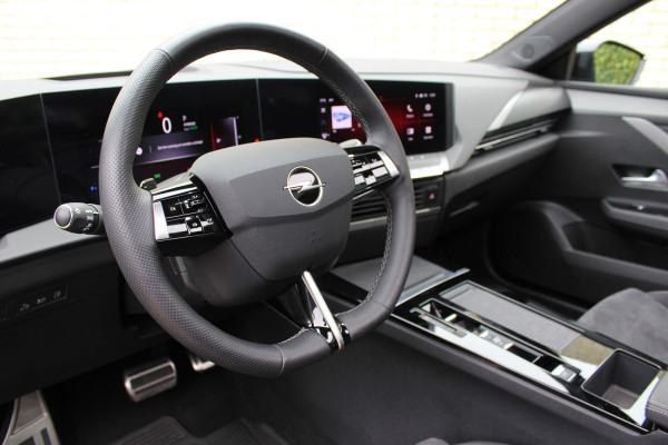 Opel Astra Sports Tourer 1.6 Hybrid Ultimate | Panoramadak | Trekhaak | Memory | Head-Up | HiFi