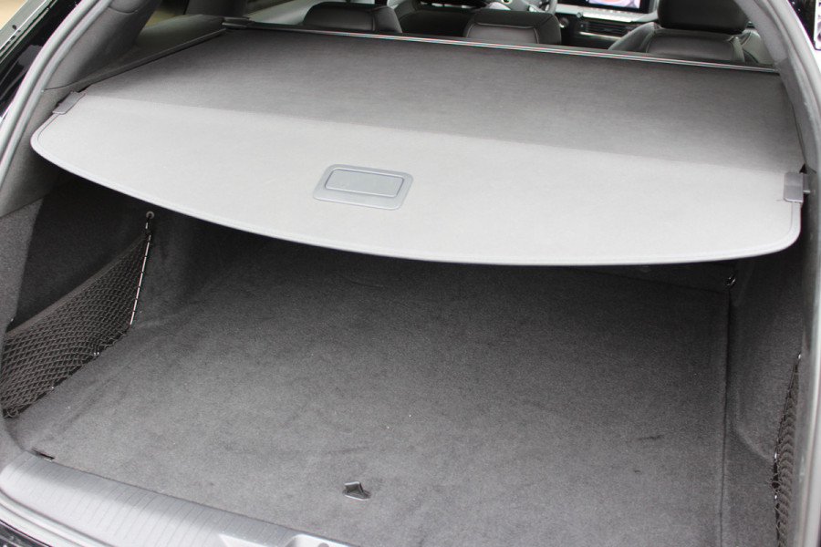 Opel Astra Sports Tourer 1.6 Hybrid Ultimate | Panoramadak | Trekhaak | Memory | Head-Up | HiFi