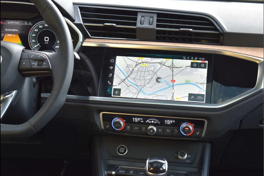 Audi Q3 Sportback 45 TFSI e S-Line Black Ed Uniek District Groen Metallic Pano Memory Navi 360 Camera Leder Trekhaak 20 Inch