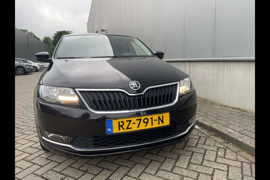 Škoda Rapid Spaceback 1.0 TSI Greentech Clever / Navigatie / Stoelverwarming