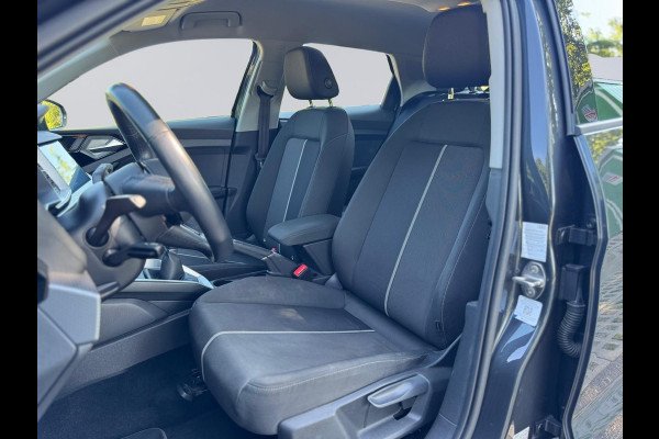 Audi A1 Sportback 25 TFSI Pro Line, navigatie,parkeersensoren, digitaal dash,1 e eigenaar,Nederlandse auto met nationale auto pas