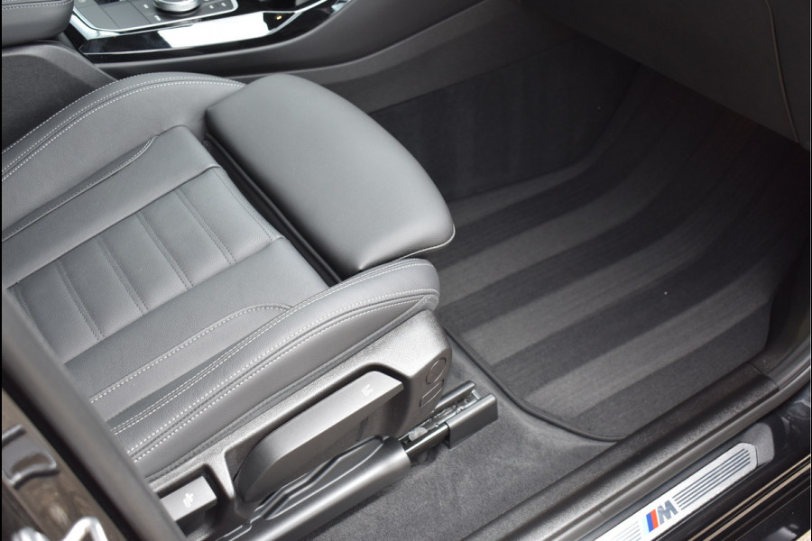 BMW X3 xDrive30e M-Sport 292 Pk Pano Trekhaak Shadow Line Navi Camera Laser 20 Inch