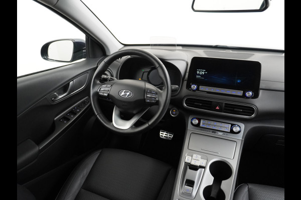 Hyundai Kona EV 64kWh 204pk 3 Fase Leder Apple Carplay Android Auto Head-Up display Navi Camera Standkachel Adaptive Cruise/Stop&Go Zelfsture Pdc Elektr.Stoelen+Verwarmd+Ventilatie-koeling