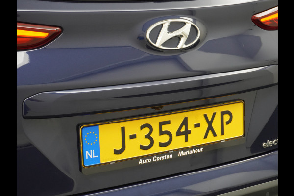 Hyundai Kona EV 64kWh 204pk 3 Fase Leder Apple Carplay Android Auto Head-Up display Navi Camera Standkachel Adaptive Cruise/Stop&Go Zelfsture Pdc Elektr.Stoelen+Verwarmd+Ventilatie-koeling