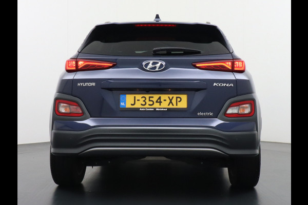 Hyundai Kona EV 64kWh 204pk 3 Fase Leder Apple Carplay Android Auto Head-Up display Navi Camera Standkachel Adaptive Cruise/Stop&Go Zelfsture Pdc Elektr.Stoelen+Verwarmd+Ventilatie-koeling