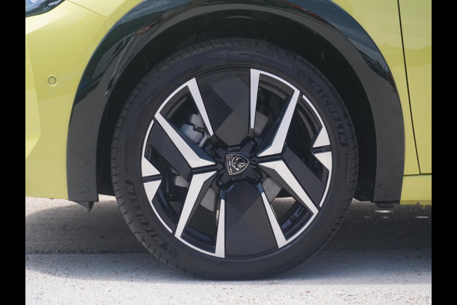 Peugeot e-208 EV GT 51 kWh | Long range | Stoelverwarming & Massage | Navigatie | Adaptieve Cruise Control |