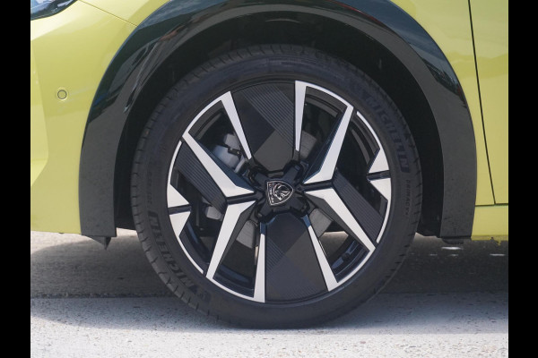 Peugeot e-208 EV GT 51 kWh | Long range | Stoelverwarming & Massage | Navigatie | Adaptieve Cruise Control |