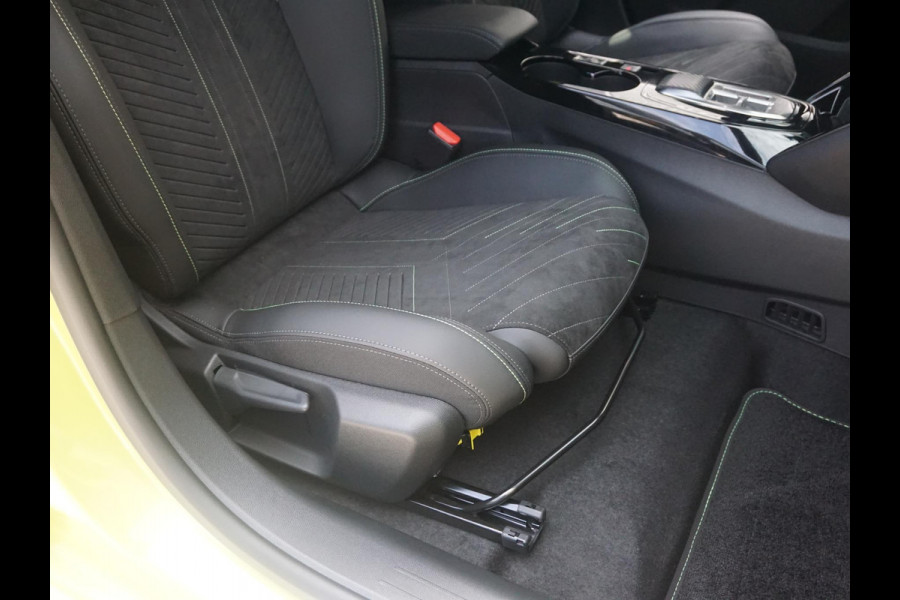 Peugeot e-208 EV GT 51 kWh | Long range | Stoelverwarming & Massage | Navigatie | Adaptieve Cruise Control |