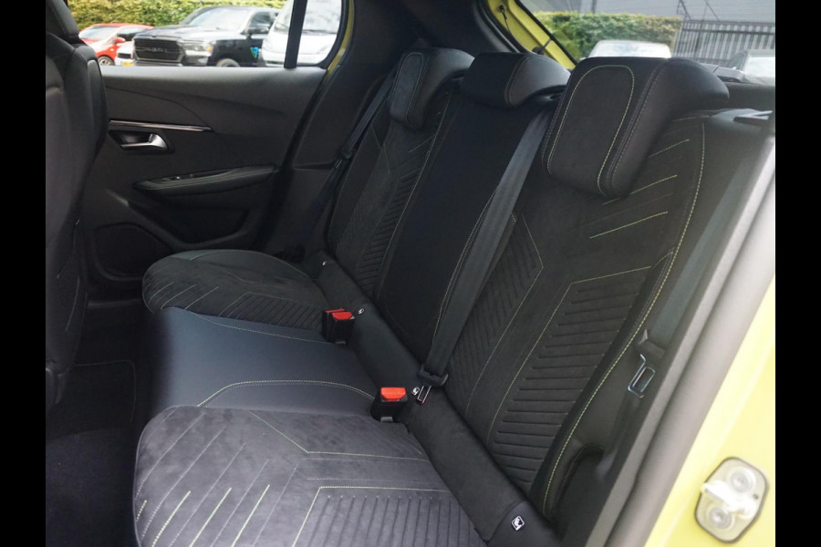 Peugeot e-208 EV GT 51 kWh | Long range | Stoelverwarming & Massage | Navigatie | Adaptieve Cruise Control |
