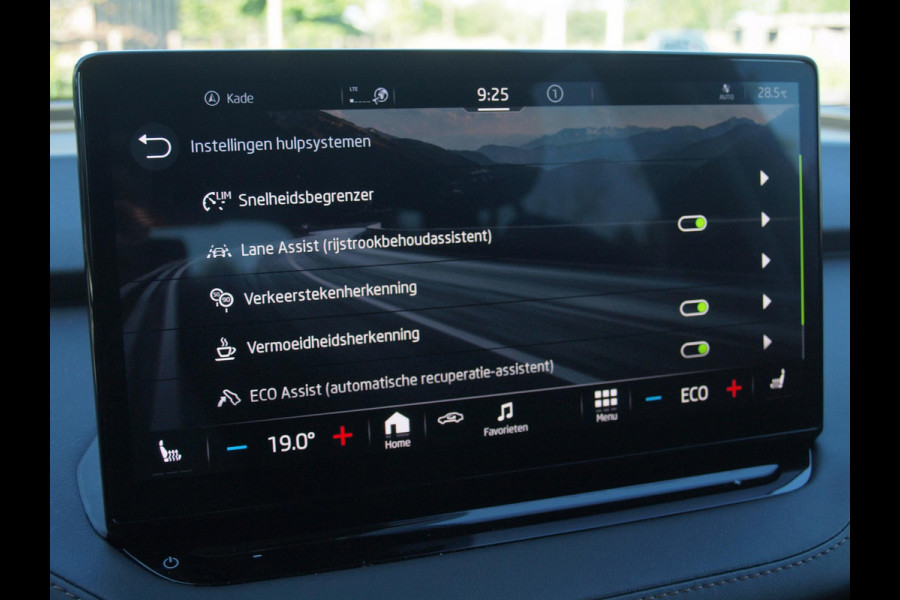 Škoda ENYAQ iV 80 204 PK | Camera | Apple Carplay | Cruise Control | Trekhaak | Leer |