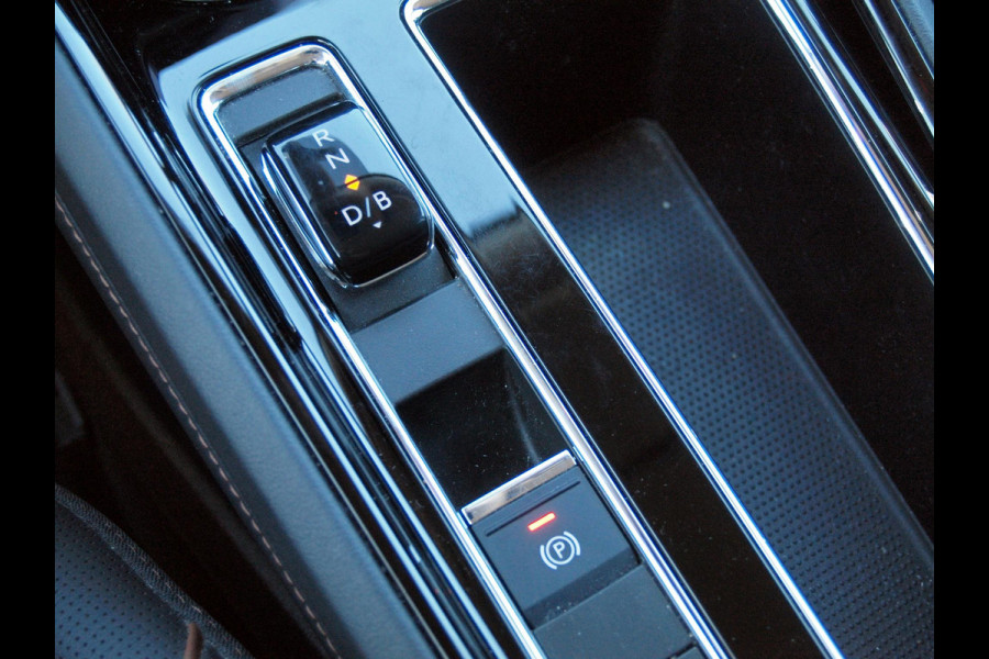 Škoda ENYAQ iV 80 204 PK | Camera | Apple Carplay | Cruise Control | Trekhaak | Leer |
