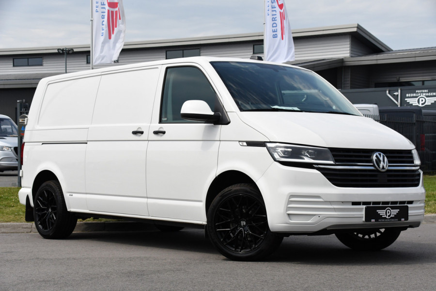 Volkswagen Transporter 2.0 TDI L2H1 30 PB Edition Cruise, Carplay, 150PK, Automaat, Sensoren, LED, PDC, 2 x Schuifdeur, Trekhaak, UNIEK!