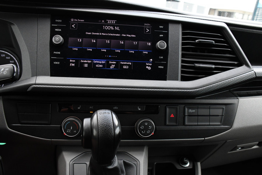 Volkswagen Transporter 2.0 TDI L2H1 30 PB Edition Cruise, Carplay, 150PK, Automaat, Sensoren, LED, PDC, 2 x Schuifdeur, Trekhaak, UNIEK!