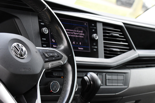 Volkswagen Transporter 2.0 TDI L2H1 30 PB Edition Cruise, Carplay, 150PK, Automaat, Sensoren, LED, PDC, 2 x Schuifdeur, Trekhaak, UNIEK!