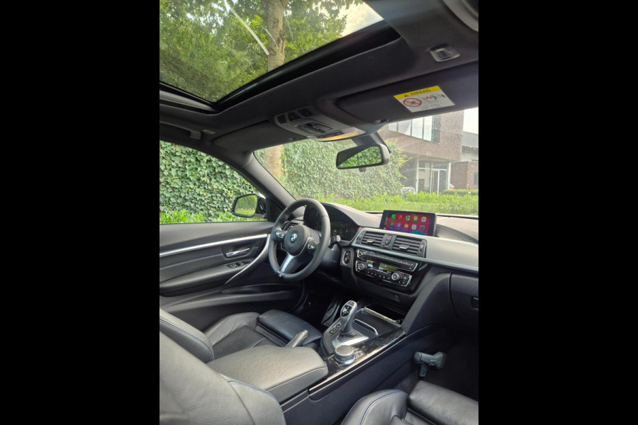 BMW 3 Serie Touring 320i F31 M Sport Shadow EX Dig. Dash 6WB Panorama Apple CarPlay NAP 2e-Eig