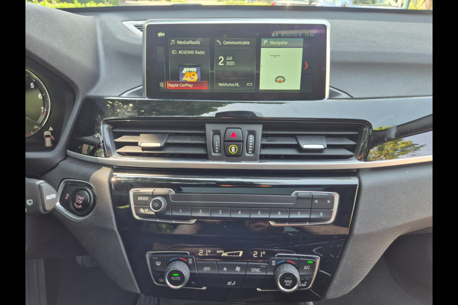 BMW X1 SDrive18i High Executive Edition Panorama Apple CarPlay Pro NAVI DAB+