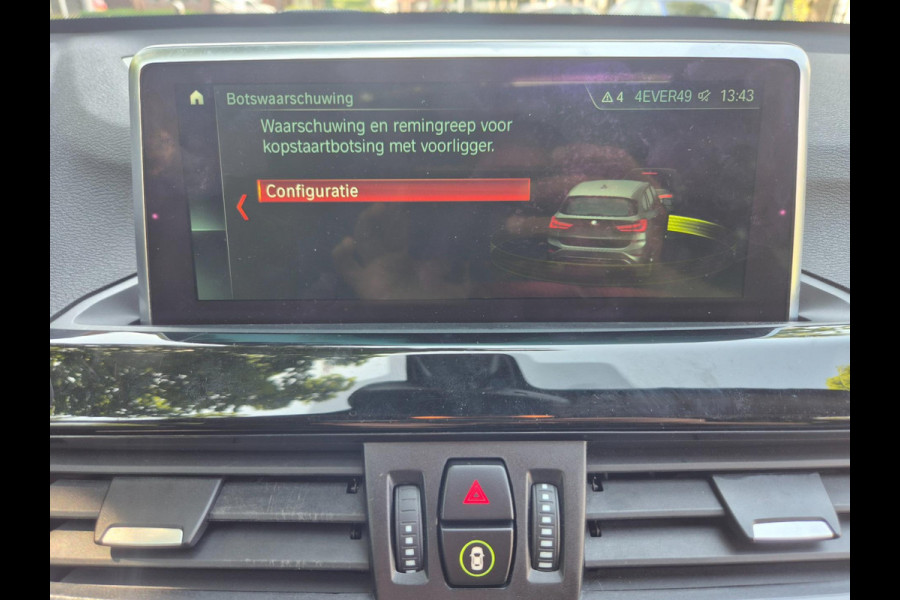 BMW X1 SDrive18i High Executive Edition Panorama Apple CarPlay Pro NAVI DAB+