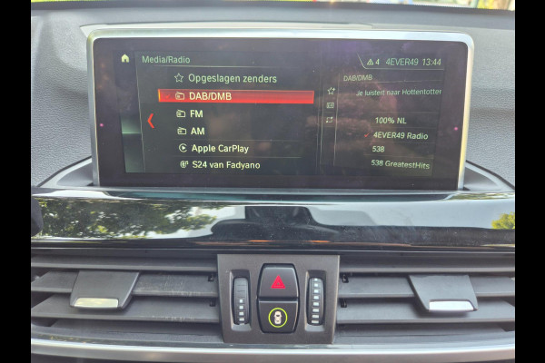 BMW X1 SDrive18i High Executive Edition Panorama Apple CarPlay Pro NAVI DAB+