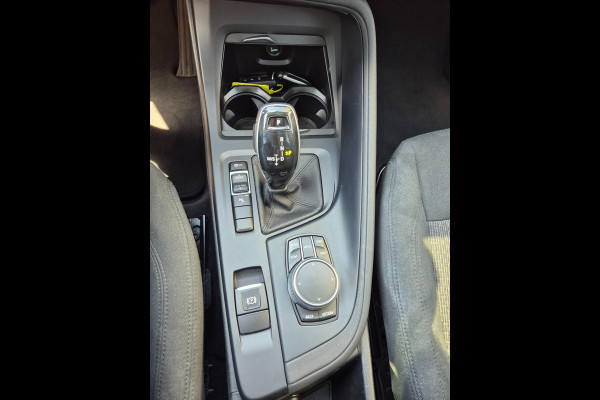 BMW X1 SDrive18i High Executive Edition Panorama Apple CarPlay Pro NAVI DAB+