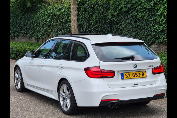 BMW 3 Serie Touring 320i F31 M Sport Shadow EX Dig. Dash 6WB Panorama Apple CarPlay NAP 2e-Eig