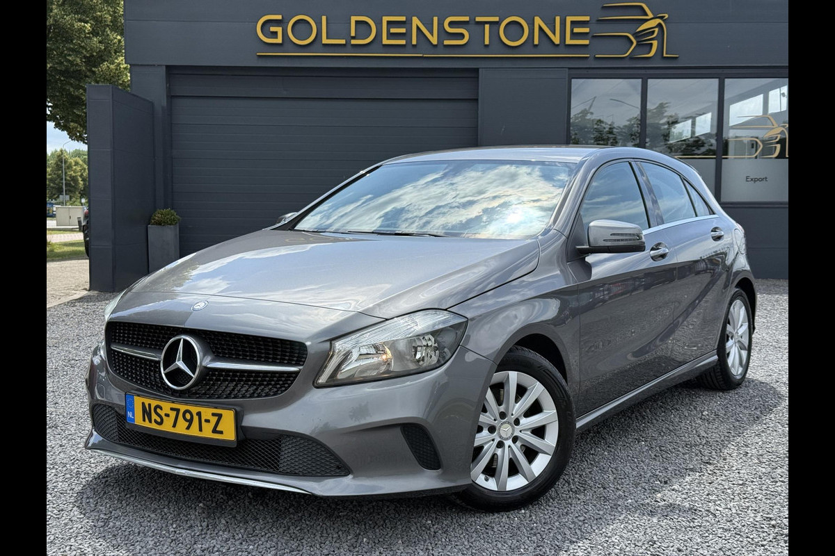 Mercedes-Benz A-Klasse 180 Business Solution 2e Eigenaar,Navi,Clima,Camera,Cruise,Sportstoel,N.A.P,123pk,APK tot 07-2026 Mercedes-Benz A-Klasse 180 Business Solution 2e Eigenaar,Navi,Clima,Camera,Cruise,Sportstoel,N.A.P,123pk,APK tot 07-2026