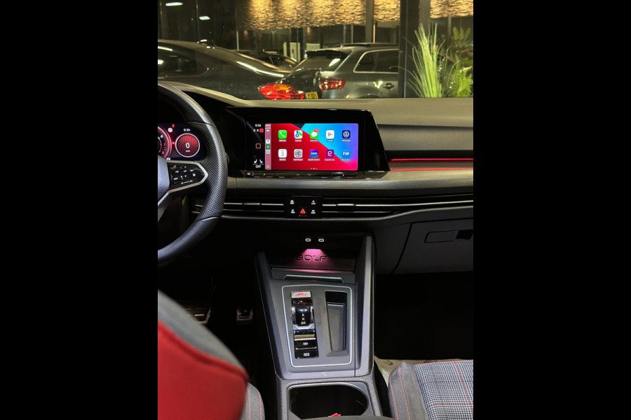 Volkswagen Golf 2.0 TSI GTI|PANO|BOMVOL!