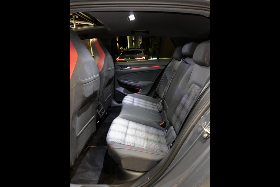 Volkswagen Golf 2.0 TSI GTI|PANO|BOMVOL!