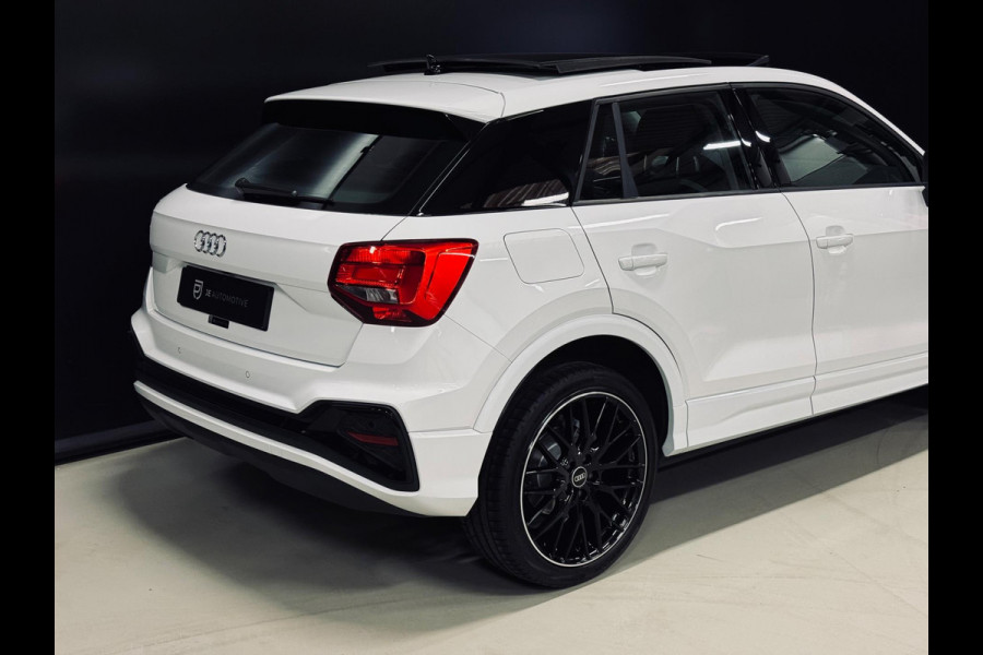 Audi Q2 35 TFSI S-Line, Pano, Apple Carplay, Camera, Cruise, Clima, 19" Velgen, Dealer Onderhouden