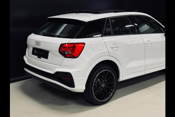 Audi Q2 35 TFSI S-Line, Pano, Apple Carplay, Camera, Cruise, Clima, 19" Velgen, Dealer Onderhouden