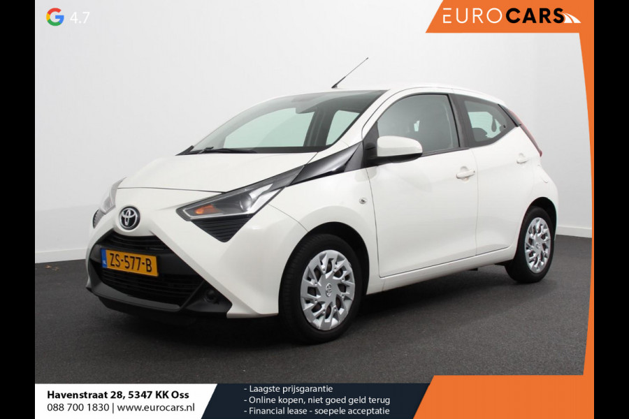 Toyota Aygo 1.0 VVT-i x-play Automaat | Camera | Scherm | Airco | 5 deurs