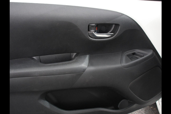 Toyota Aygo 1.0 VVT-i x-play Automaat | Camera | Scherm | Airco | 5 deurs