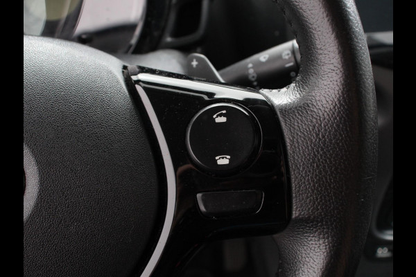 Toyota Aygo 1.0 VVT-i x-play Automaat | Camera | Scherm | Airco | 5 deurs