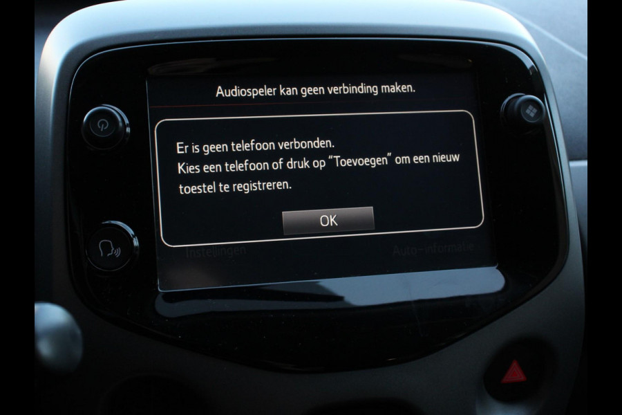 Toyota Aygo 1.0 VVT-i x-play Automaat | Camera | Scherm | Airco | 5 deurs