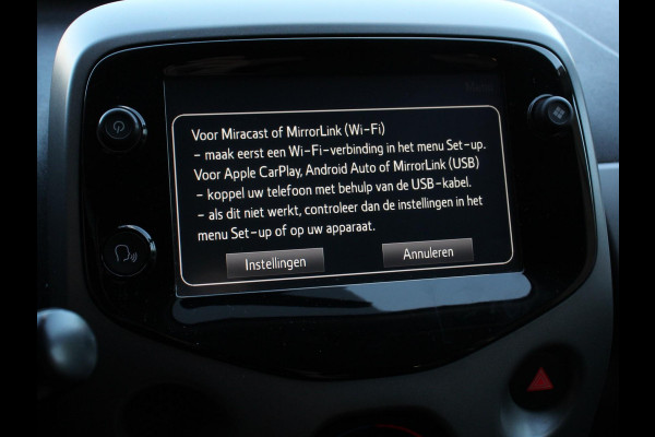Toyota Aygo 1.0 VVT-i x-play Automaat | Camera | Scherm | Airco | 5 deurs