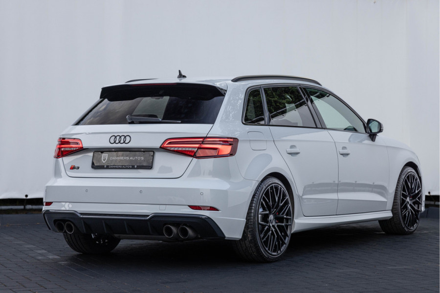 Audi S3 Sportback 2.0 TFSI 310pk Quattro 19'' Carbon Virtual LED Magnetic ride