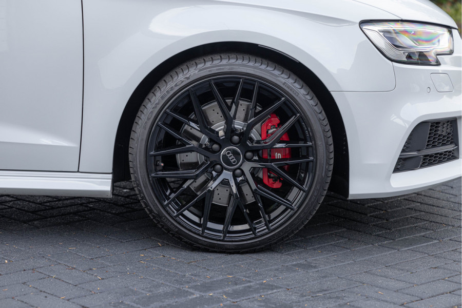 Audi S3 Sportback 2.0 TFSI 310pk Quattro 19'' Carbon Virtual LED Magnetic ride