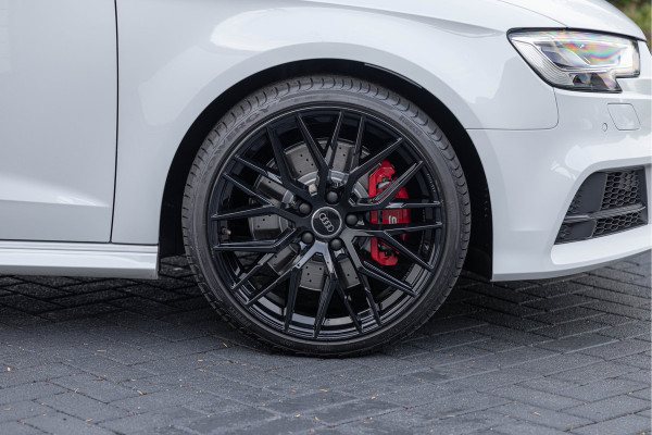 Audi S3 Sportback 2.0 TFSI 310pk Quattro 19'' Carbon Virtual LED Magnetic ride