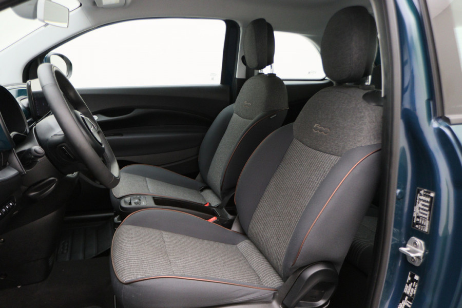 Fiat 500E Icon 42 kWh Virtual Cockpit, Climate, Apple Carplay, Cruise, DAB, USB, 16''